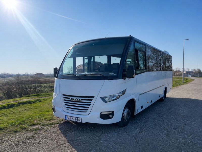 midibus-mikitours midibus-mikitours